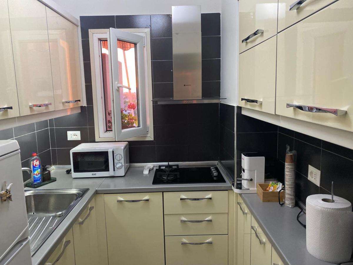 Apartamento Casa Di Besarb Shkodër Exterior foto