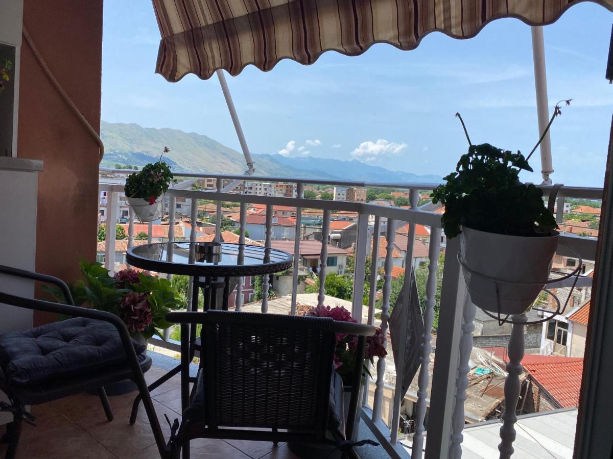 Apartamento Casa Di Besarb Shkodër Exterior foto