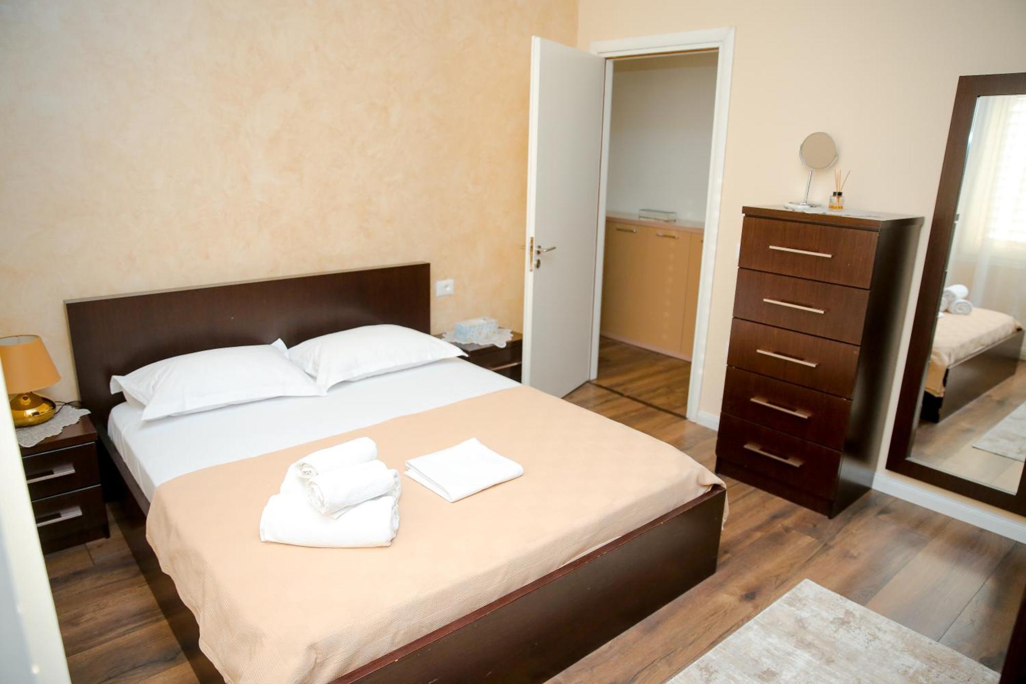 Apartamento Casa Di Besarb Shkodër Exterior foto